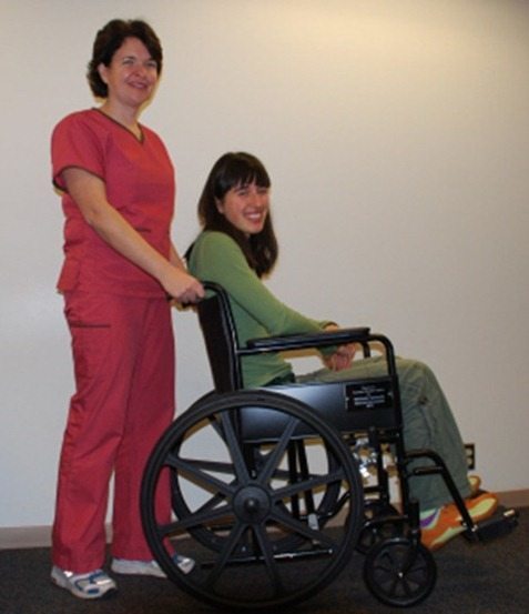 wheelchair1.r_thumb[7]